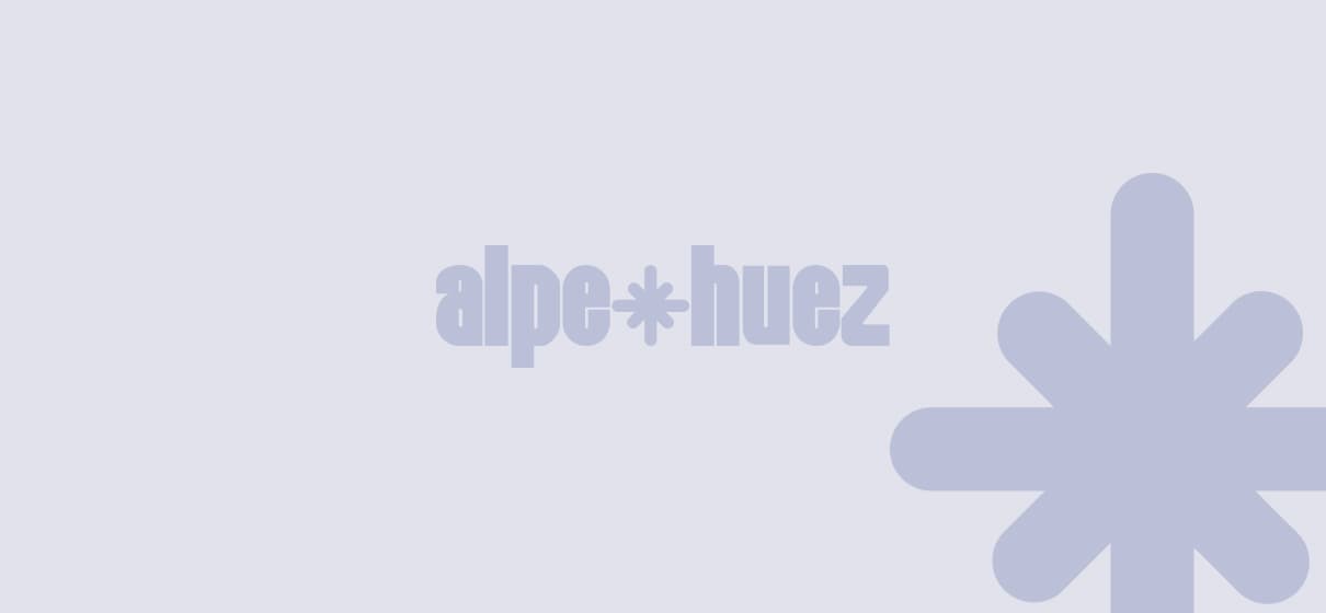 Why book your ski passes at Alpe d'Huez